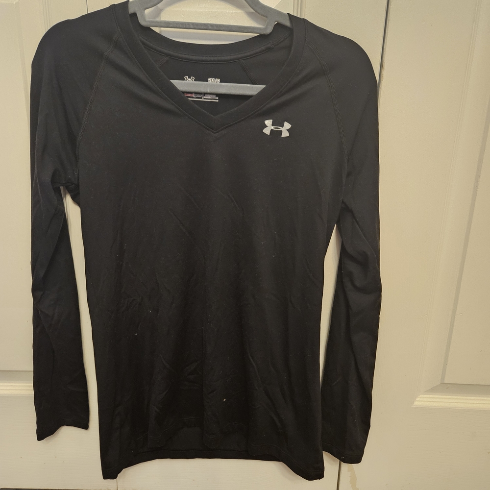 Under Armour Black Long Sleeve Tee